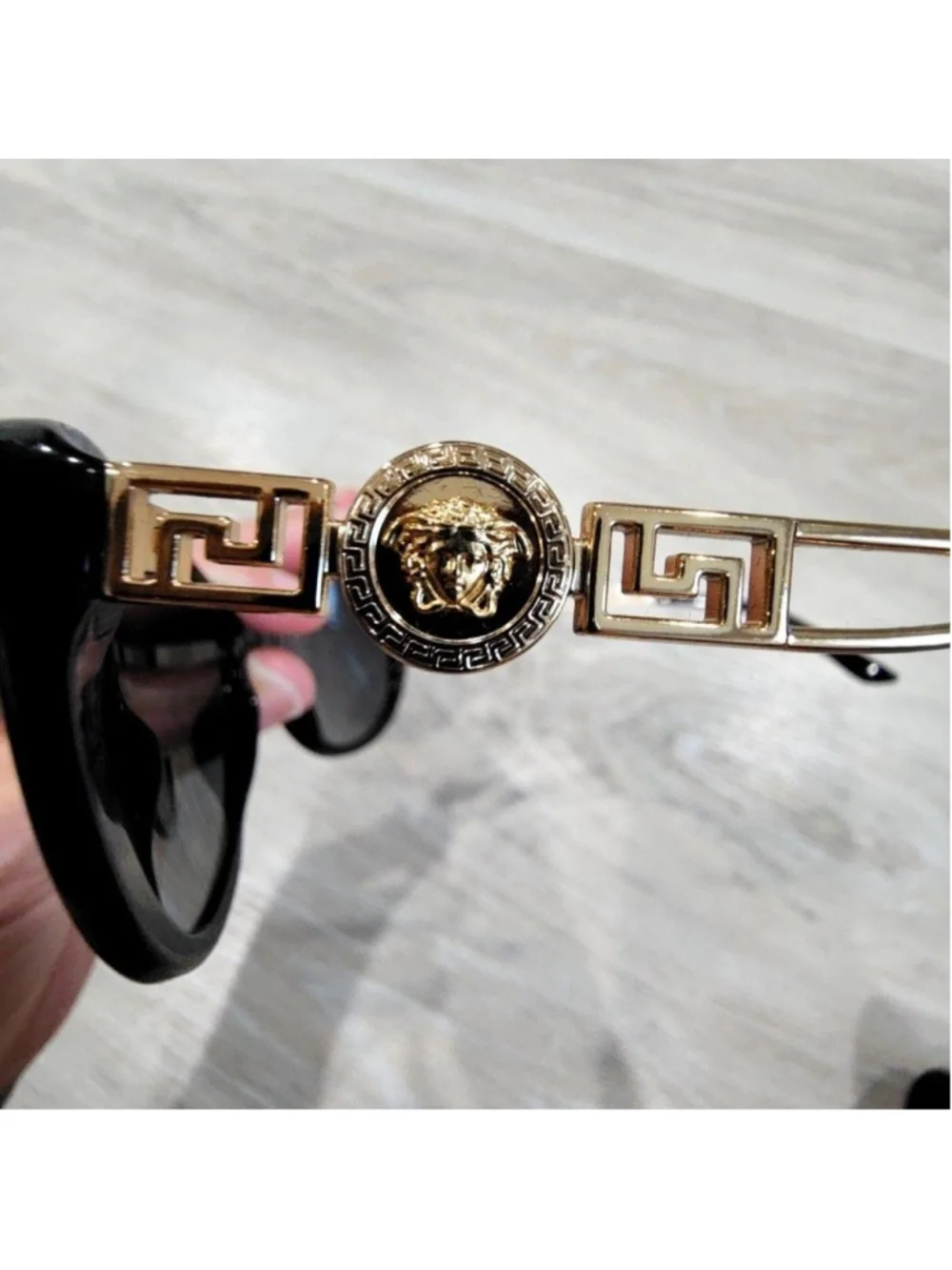 Versace Sunglasses Womens Black Oversized Cat Eye Polarized Gray 4295 GB1/T3